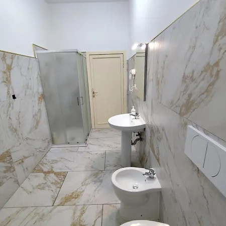 לינה וארוחת בוקר Verdi פירנצה