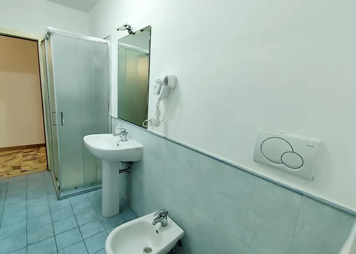 Oda ve Kahvaltı Verdi *